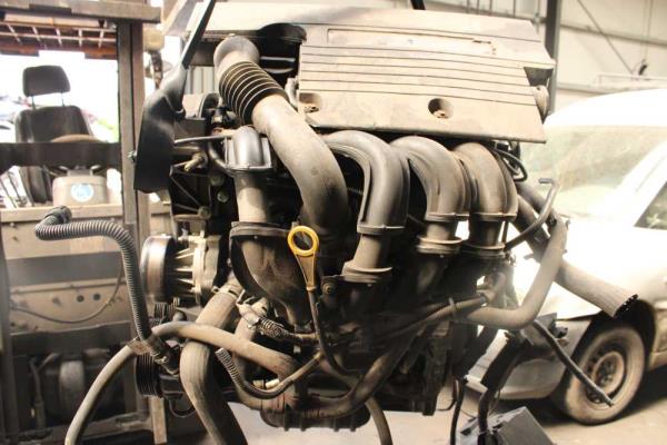 MOTEUR FORD  / MAZDA 2 1.4 ESSENCE - Vue 2